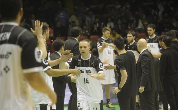 El Bilbao Basket no puede con la Copa