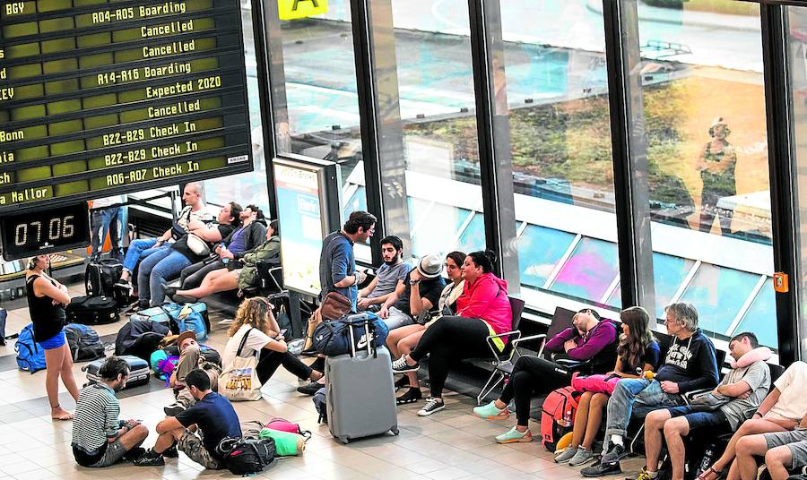 Ciudadanos indefensos en los aeropuertos