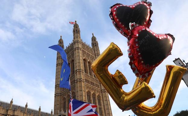 May, determinada a concretar el 'Brexit' el 29 de marzo con acuerdo