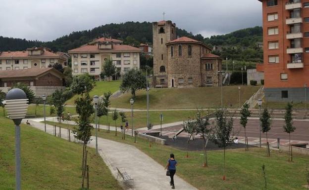 Zaratamo destapará el arroyo en la urbanización de Arkotxa