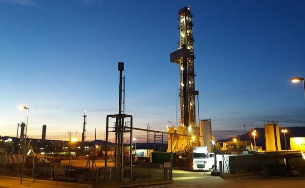 La producción española de petróleo cae a mínimos históricos
