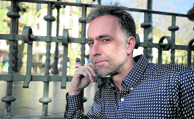 «Un autor euskaldun puede sentirse extranjero en su propio barrio»