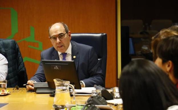 Darpón: «Seguiré mientras el lehendakari me lo permita»