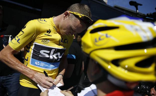 El bolígrafo de Froome y otras 'manías' del Sky