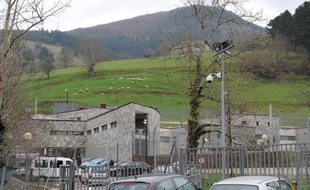 Detenido en Sestao uno de los tres jóvenes fugados del centro de Zumarraga