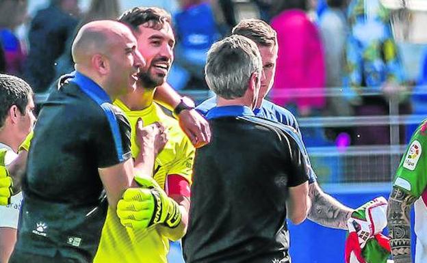 Abelardo: «El Alavés es un equipo que no se rinde»