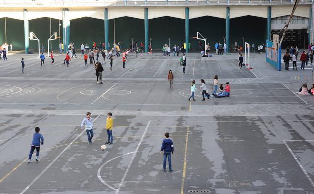 Educación ya ha cumplido «el 70% de lo pactado» con los sindicatos en la escuela pública