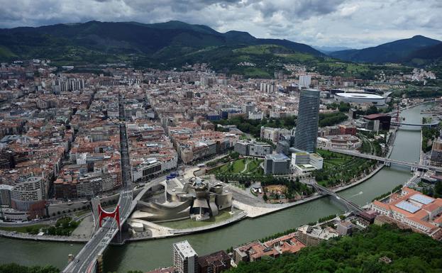 Bilbao se vuelca hacia la ría