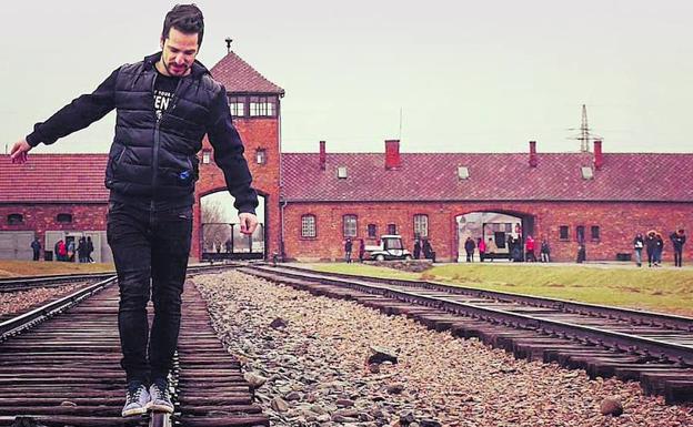 ¿Es admisible divertirse en el Museo de Auschwitz?