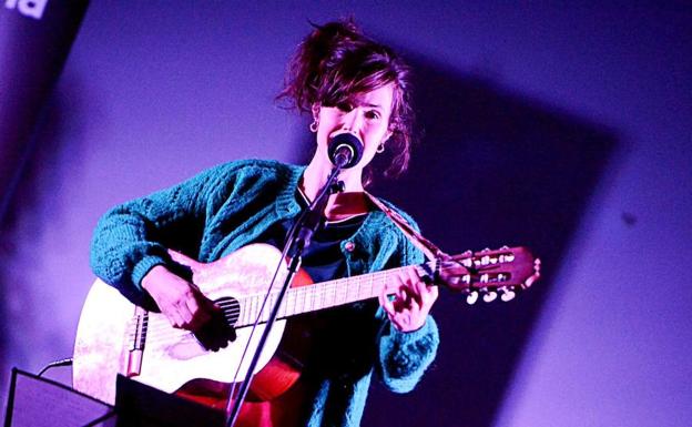 Maite Larburu agota los discos