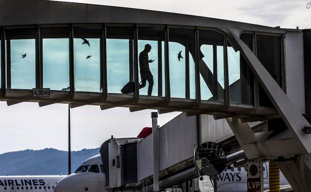 Una huelga complicará la Semana Santa en el aeropuerto de Loiu