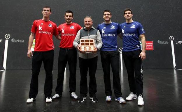 Pelotas «normales» para la final del Parejas