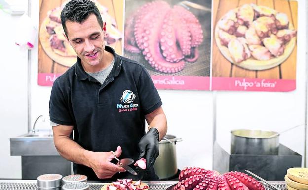 Dos toneladas de pulpo saltan al ruedo