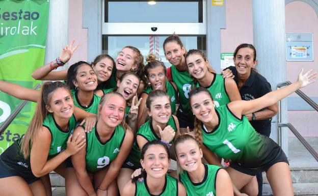 El Club Voleibol Sestao cierra en casa una temporada para la historia