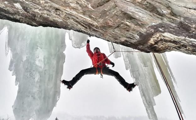 Los hermanos Pou escalan varias cascadas heladas