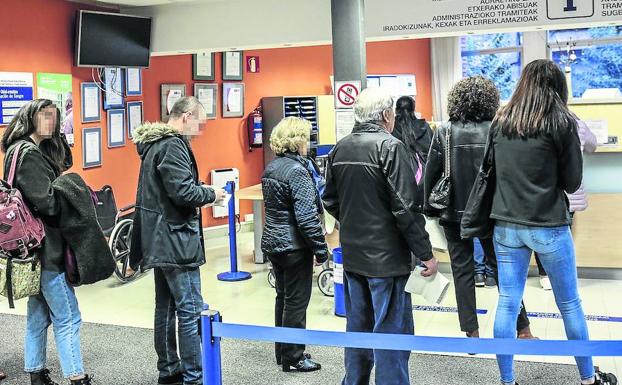 La primera gran huelga en Atención Primaria deja a miles de pacientes vascos sin consulta