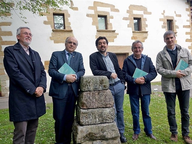 Kronista arabiarrek utzitako Vasconiari buruzko testuak biltzen dituen liburua aurkeztu dute