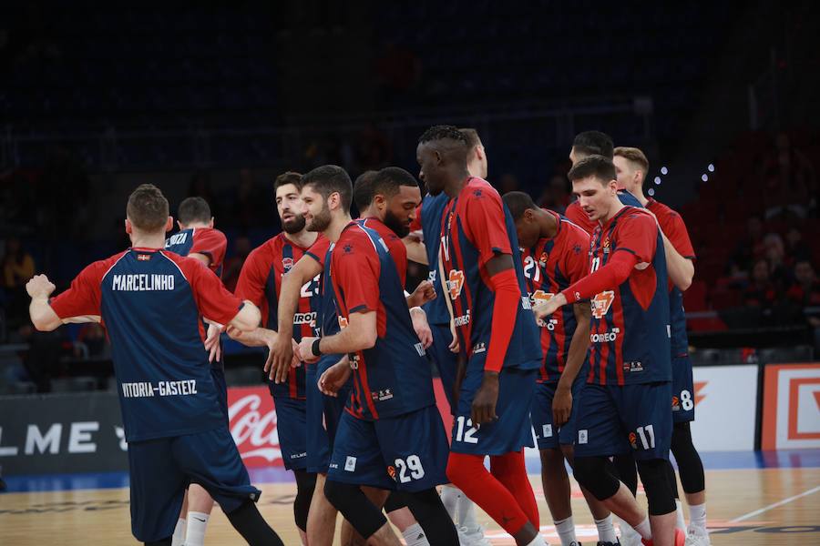 Las mejores imágenes del Baskonia - CSKA de la Euroliga