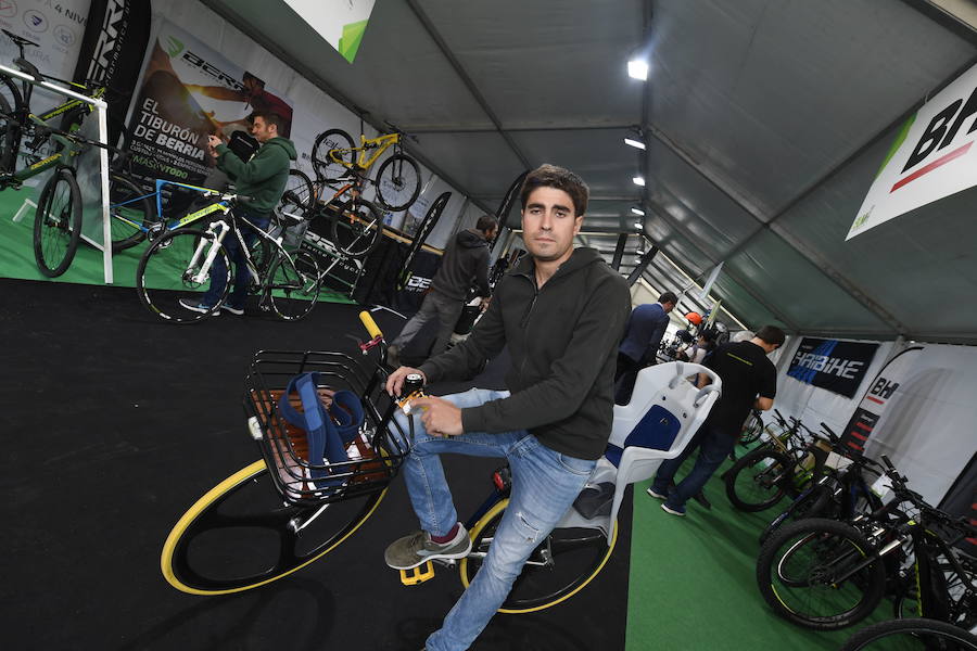 El Bahrain quiere fichar a Landa para suplir a Nibali