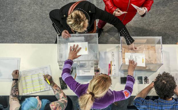 Vitoria constituye mañana las mesas electorales para el 26 de mayo