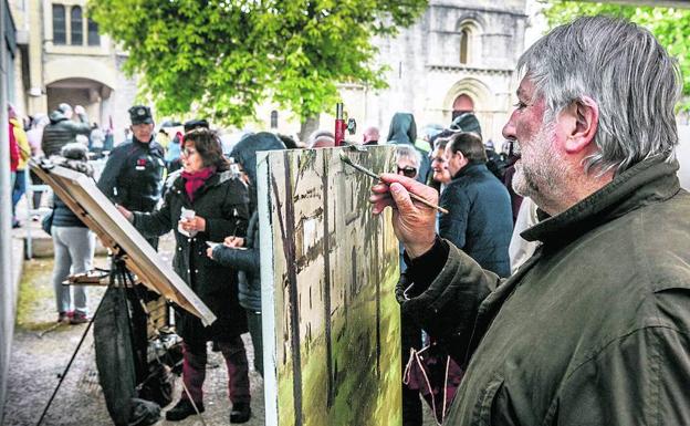 Estíbaliz sirve su guiso de pintura y patata