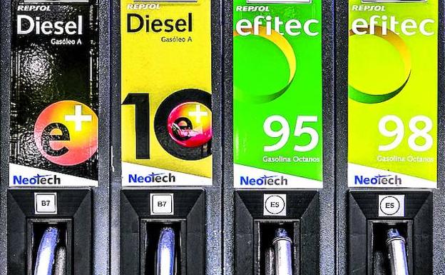 Llenar el depósito es un 8% más caro que hace un año