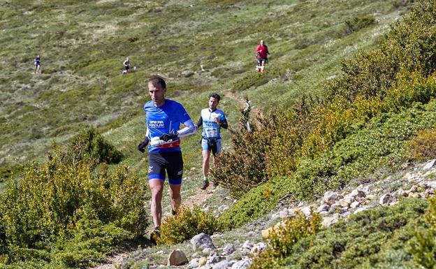 Dominio absoluto de los corredores vascos en la media maratón de montaña de Kanpezu