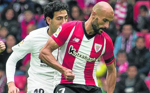 El Huesca quiere que Rico lidere su plan de regreso a Primera