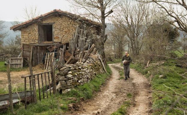 El medio rural alavés reclama políticas de fomento del empleo y conexión a internet