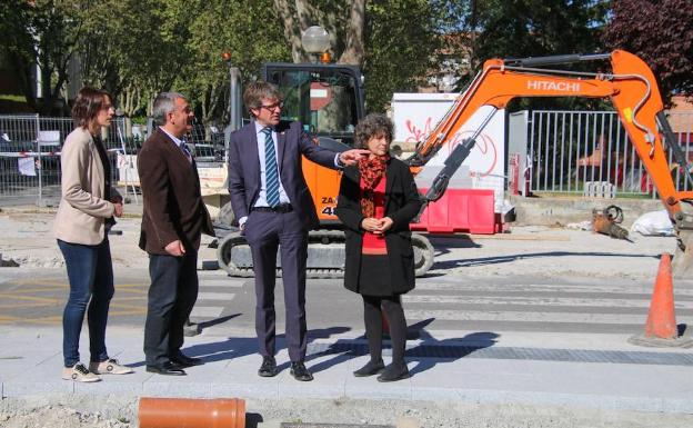 Urtaran promete invertir cien millones de euros en los barrios