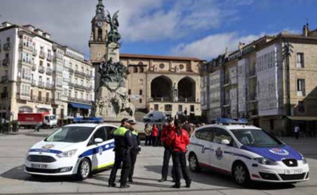 La Policía extrema la vigilancia y hará controles preventivos en el Buesa y en las calles de Vitoria