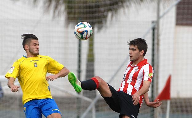 Athletic, un mediocentro puede quedar libre