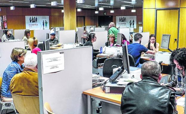 La recaudación de impuestos en Euskadi sigue a buen ritmo y aumenta el 2,93% hasta abril