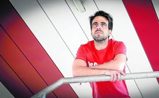 Beñat Etxebarria: «Meter al Athletic en Europa me quitaría la espina del penalti que fallé en el Pizjuán»