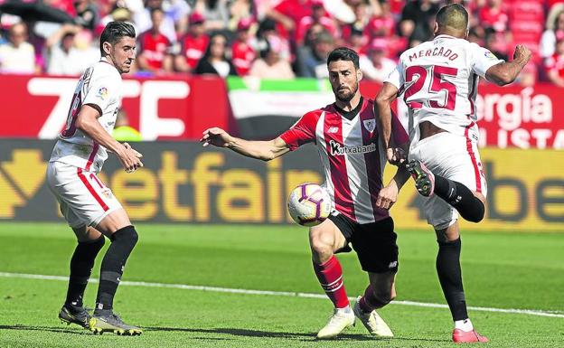 El Athletic espera conocer esta semana si Aduriz renueva o se retira