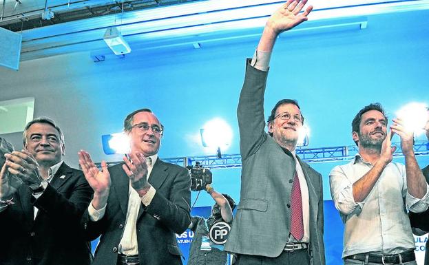 El PP vasco recurre a Rajoy en la recta final de campaña para reforzar su perfil más moderado