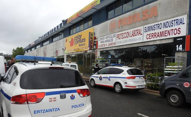 Atraco a punta de pistola en el polígono Errotatxu de Getxo