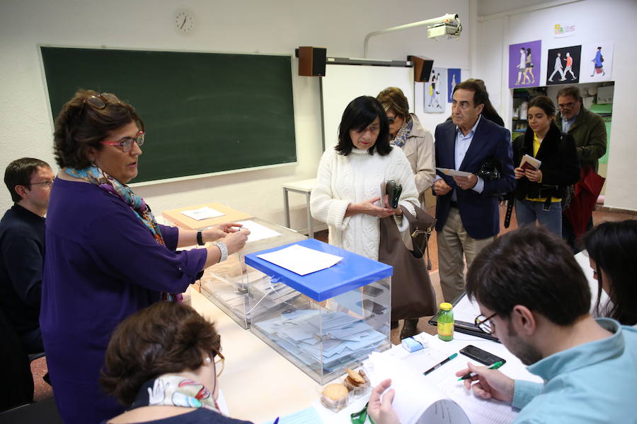 Los vizcaínos regresan a las urnas un mes después