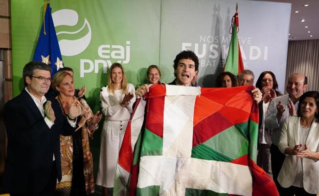 Rementeria se queda a las puertas de la mayoría absoluta