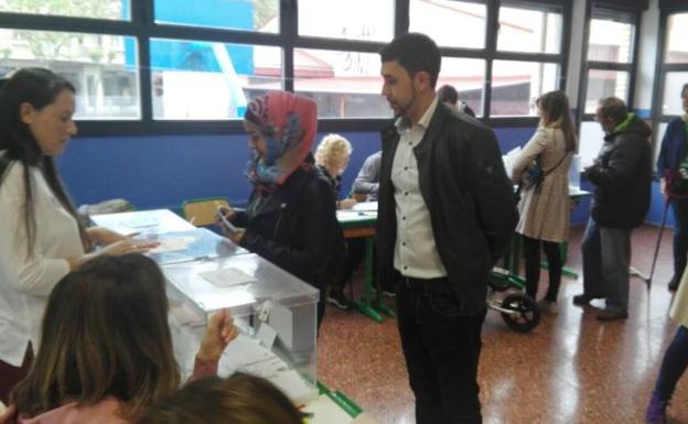 Podemos advierte de que es «determinante» para dar mayorías en el Ayuntamiento de Vitoria