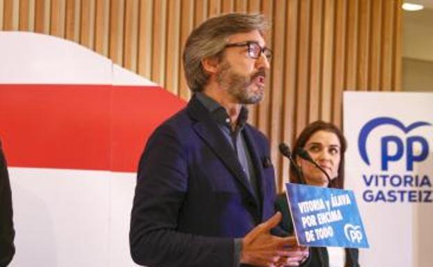 «Nos sigue pesando el resultado del 28-A. Hay que levantarse», apunta Oyarzábal