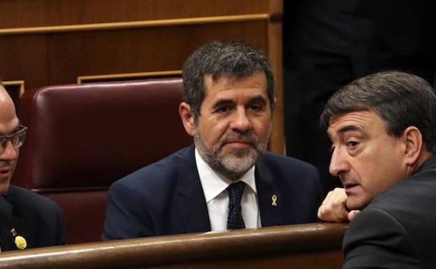 Batet solo incluirá a Jordi Sànchez en la ronda con el Rey si el Supremo le autoriza a salir