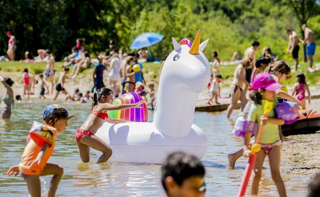 Álava se da el primer chapuzón