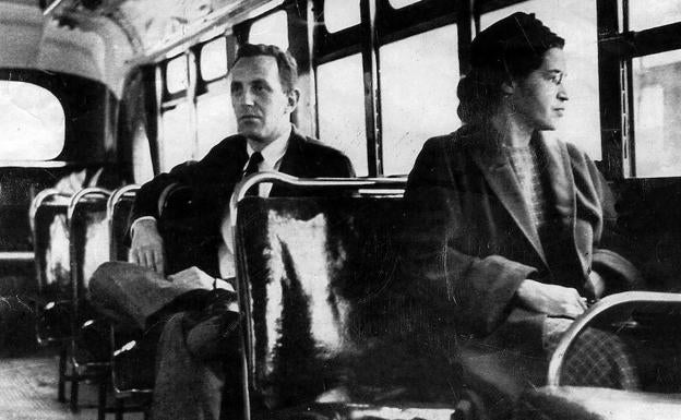Vitoria recuerda a Rosa Parks con una sala para uso de asociaciones en la estación de autobuses