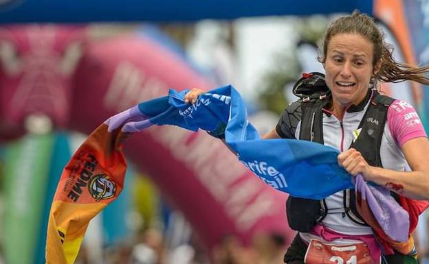 Leire Martínez gana la ultra trail Tenerife Bluetrail