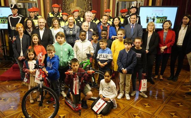 Cuatro pequeños grandes relatos de agentes con valores