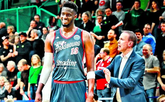 Un gigante en busca de coraza