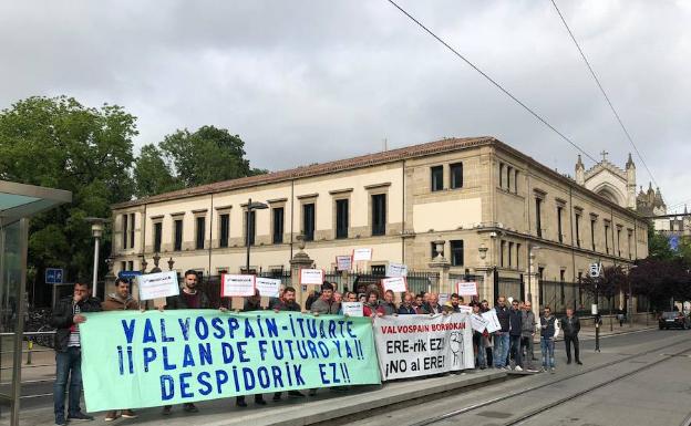 Valvospain propone retrasar el ERE hasta octubre, pero la huelga continúa