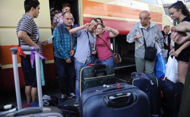 Adimen desgaitasuna duten pertsonak lagundu nahi? Gorabidek 50 plaza zabaldu ditu abuzturako