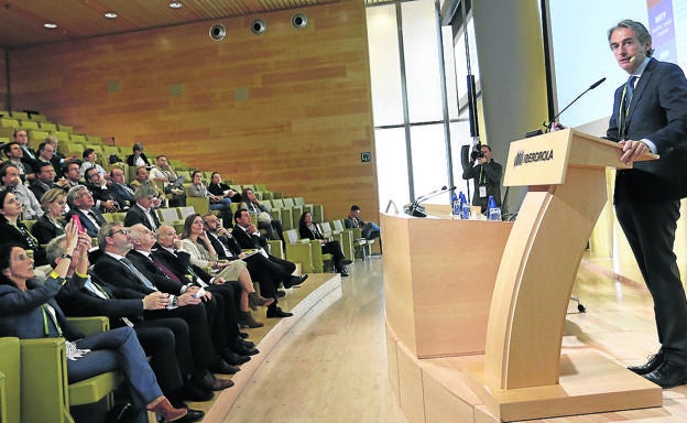 «La educación no va por donde la empresa necesita»